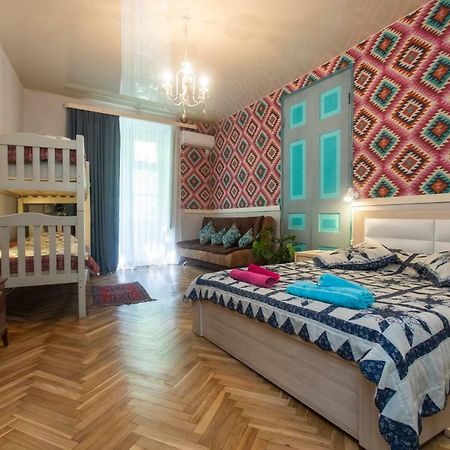 Private Apartment In The Center Of Old Tbilisi ภายนอก รูปภาพ