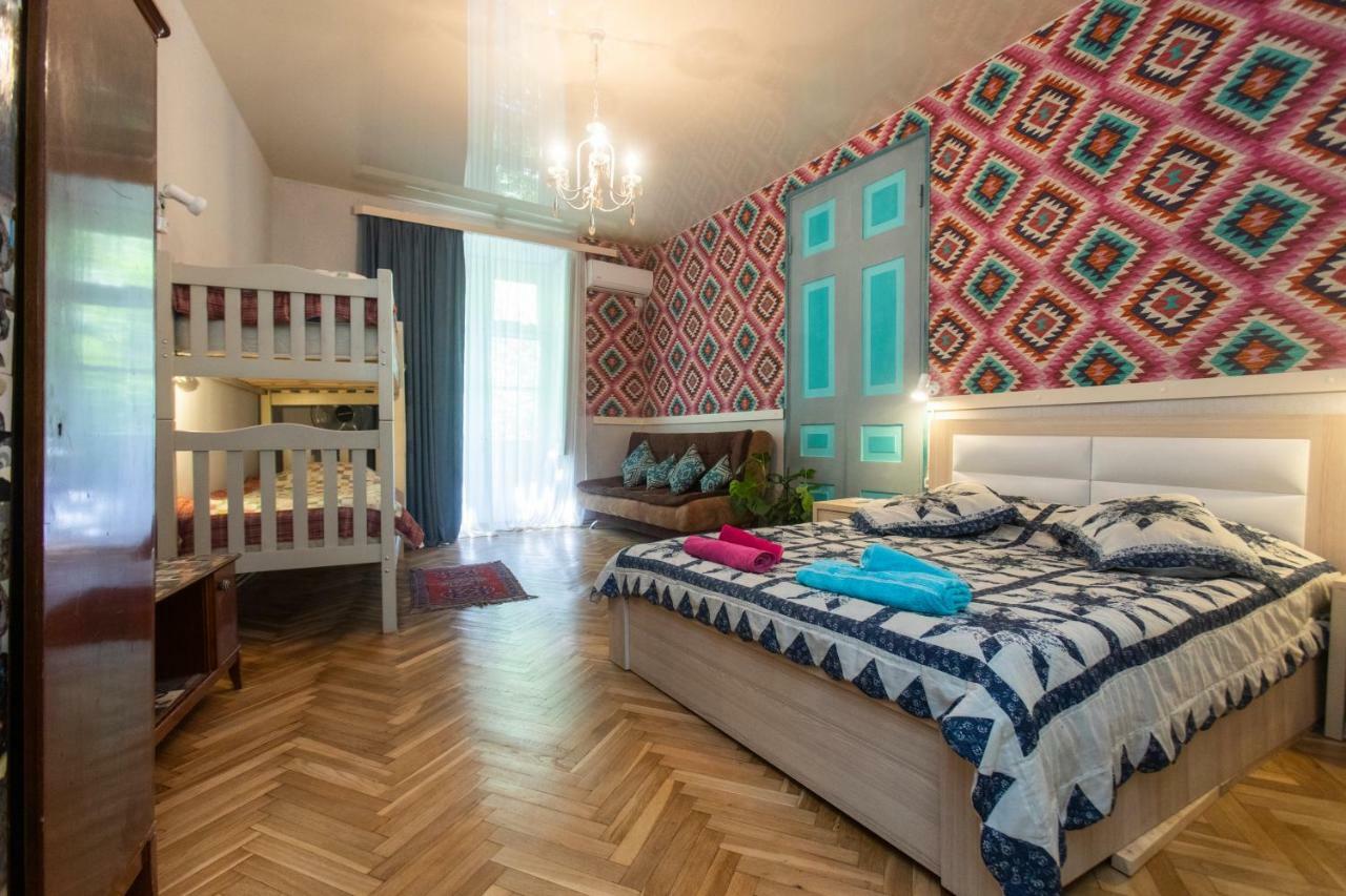 Private Apartment In The Center Of Old Tbilisi ภายนอก รูปภาพ
