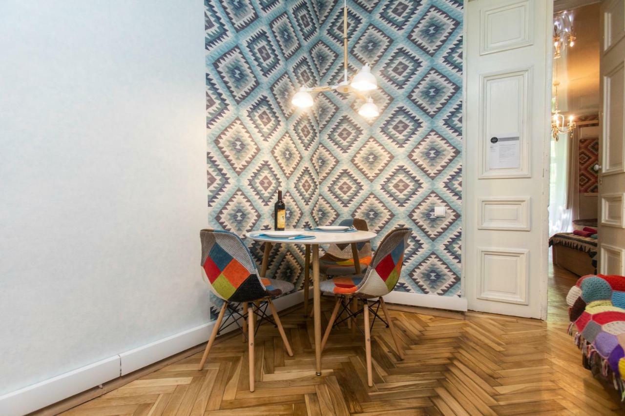 Private Apartment In The Center Of Old Tbilisi ภายนอก รูปภาพ